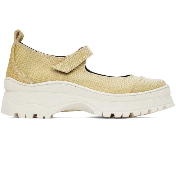 Nicole Saldana Nadia Mary Janes 38 - Picture 2 of 14